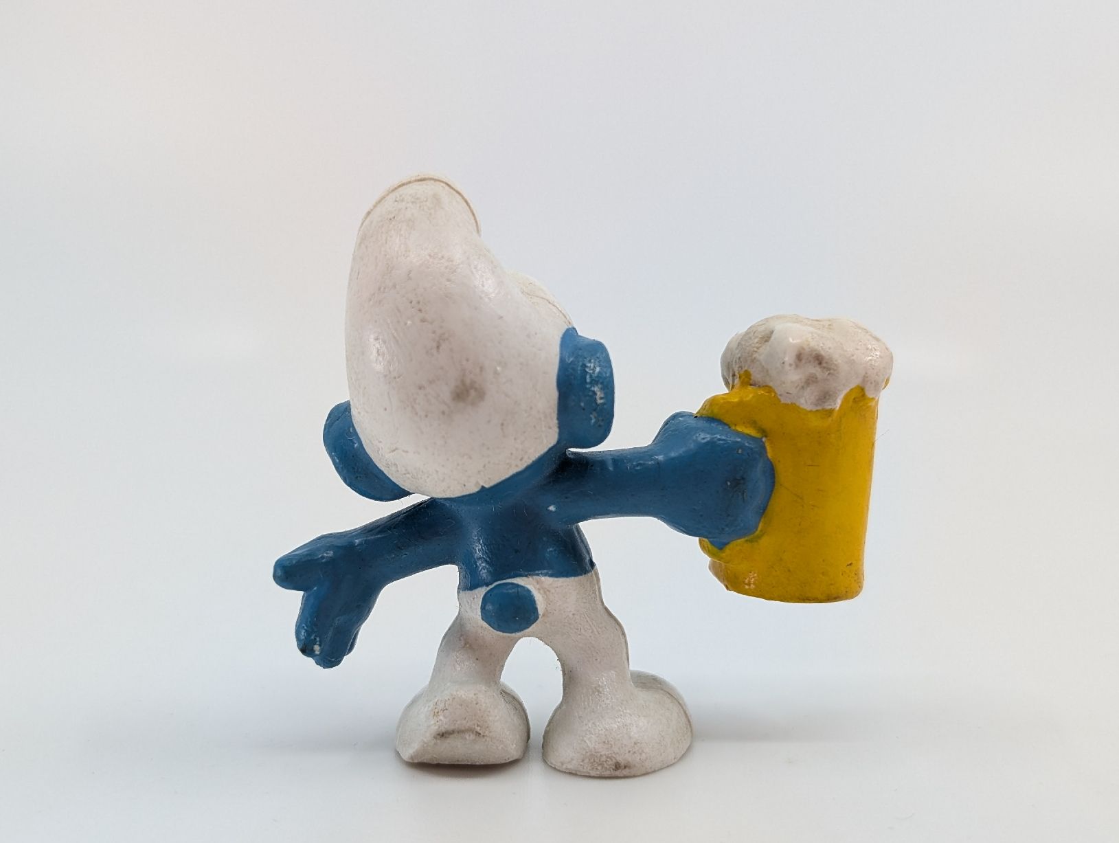 Statuette: Schtroumpf buveur de bière Peyo – Usato da Lutry venduto da Brocantosaurus 1