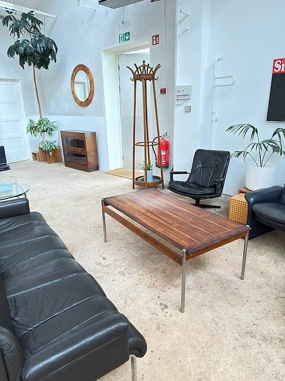 Tavoli: Sven Ivar Dysthe Palisander Couchtisch, Model 1001 – Usato da Basel venduto da StudioArca