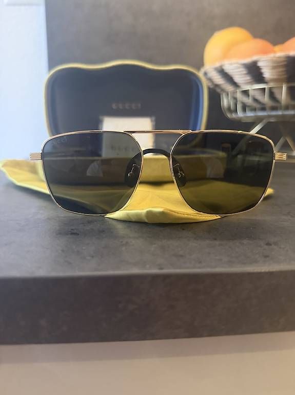 Brillen & Gläser: Authentiques Gucci Lunettes de soleil – Gebraucht aus Orbe von tom_q2vy 2