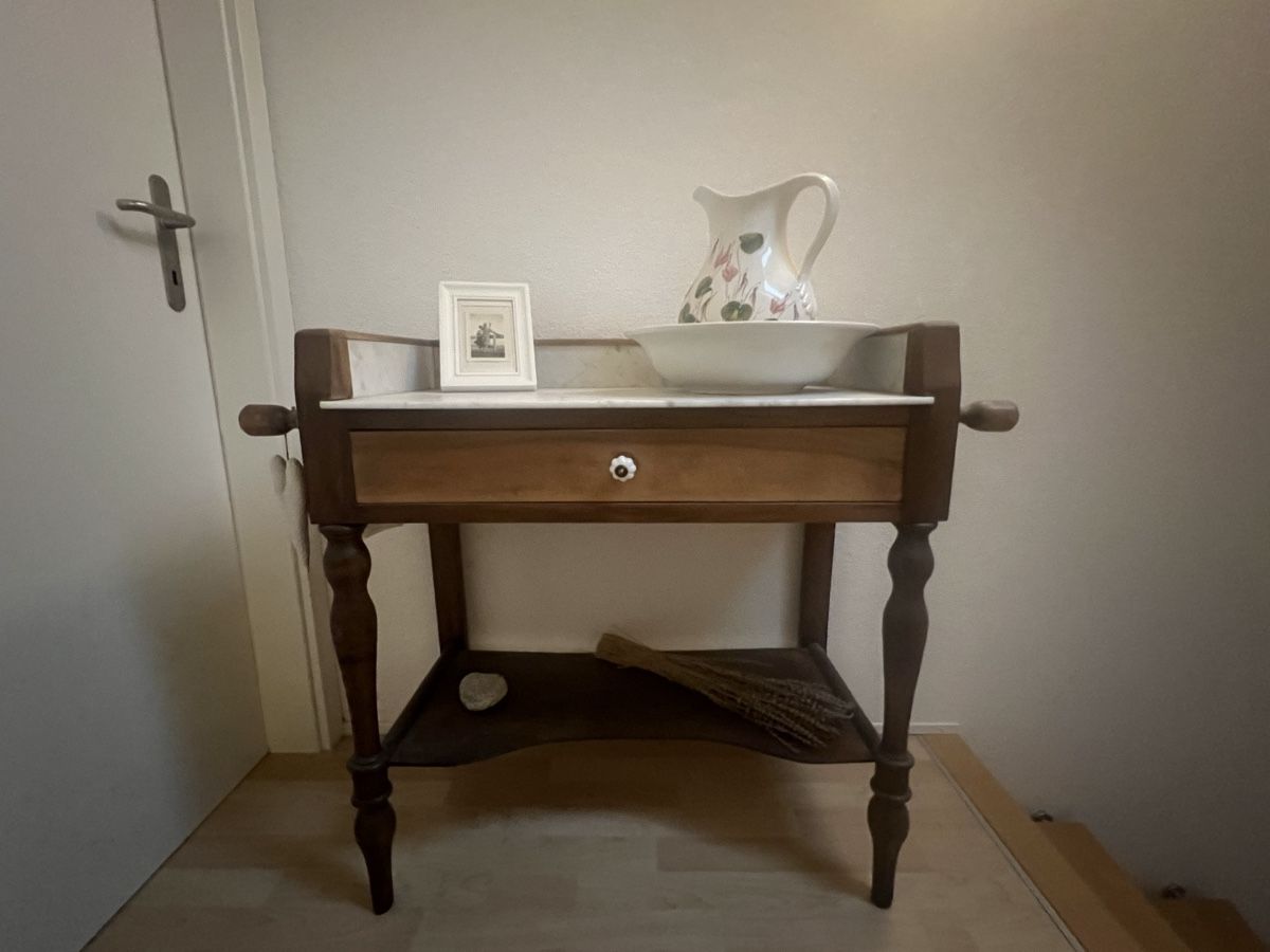 Commodes: Waschtisch antik – D'occasion à Lyssach par Litchi007 1