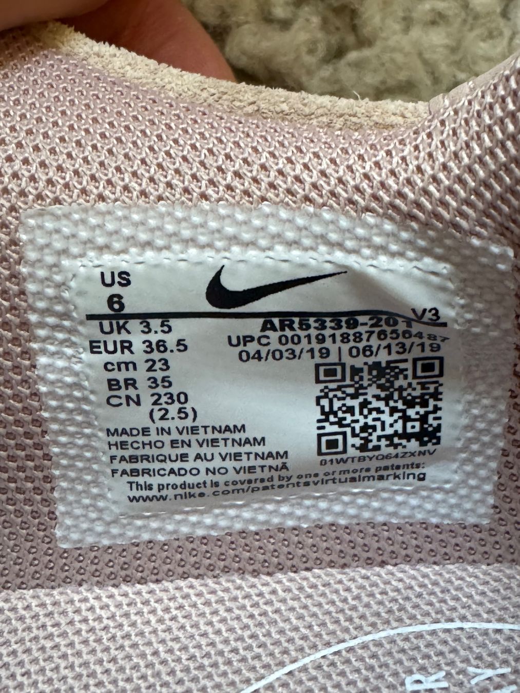 Nike Scarpe da donna: Air Force One Schuhe 36.5 NEU Wildleder – Nuovo (secondo la descrizione) da Dürrenäsch venduto da 1kirs 5