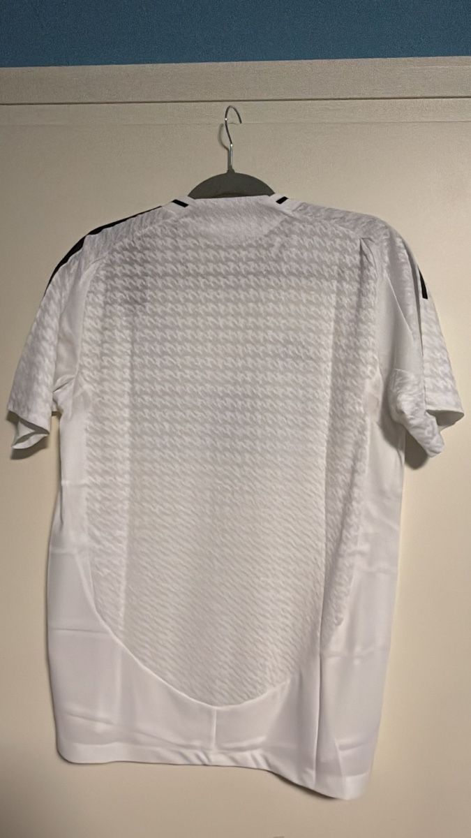 Real Madrid Canottiere & Pantaloni: Originales Real Madrid Match Trikot 24/25 – Nuovo e nell'imballaggio originale da Binningen venduto da dsh_zpw6 1