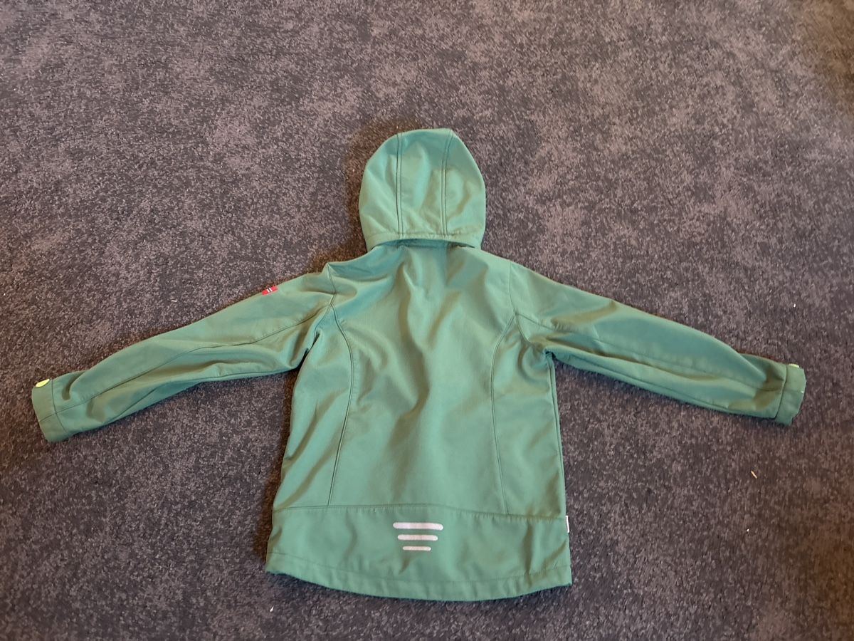 Trollkids Jacken & Mäntel: Trollkids Softshelljacke – Gebraucht aus Schlosswil von wizZzor 1