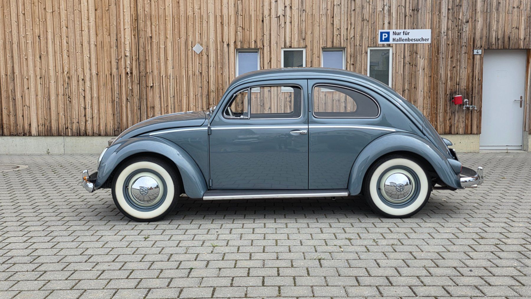 VW Automobili: VW Käfer Ovali – Usato da Reinach AG venduto da Goldtimer 1