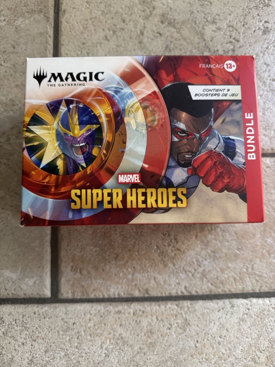 Magic The Gathering Cartes à collectionner: Magic - Marvel Super Heroes Bundle 9 boosters FR – Neuf avec emballage d'origine à Conthey par Vswissplugs.com 1