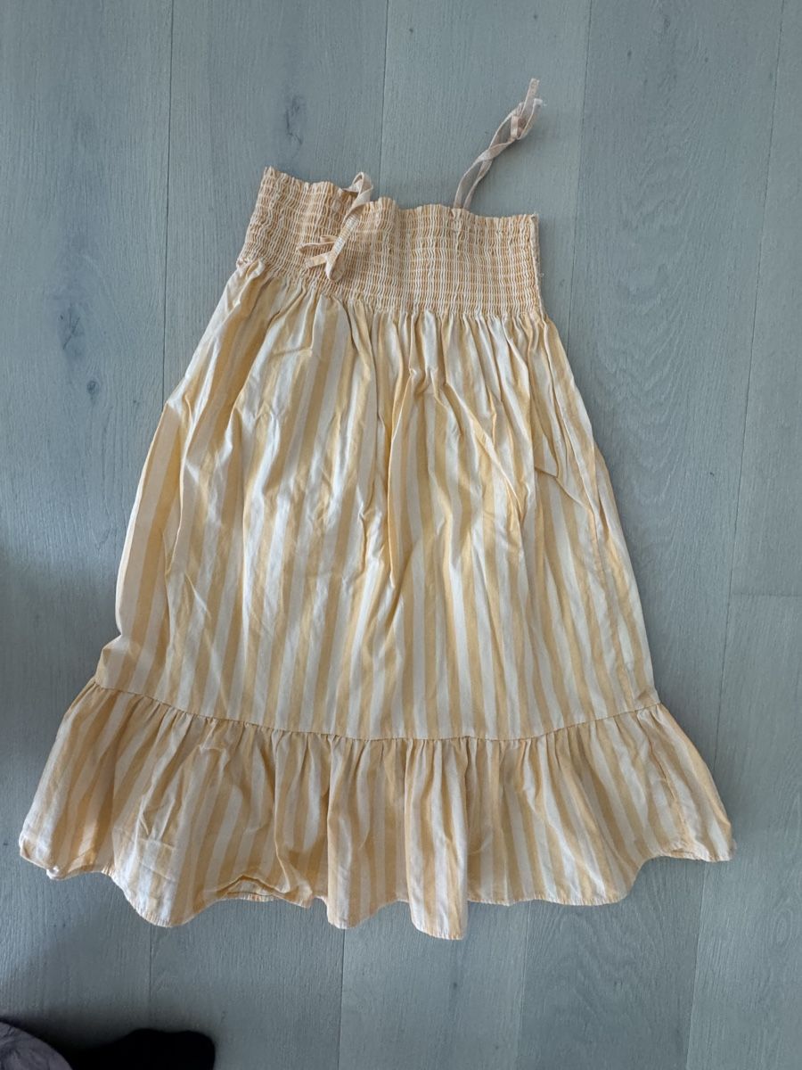 H&M Vestiti & Gonne: H&M Kleid 140 cm – Nuovo (secondo la descrizione) da Wallisellen venduto da Nataschab0