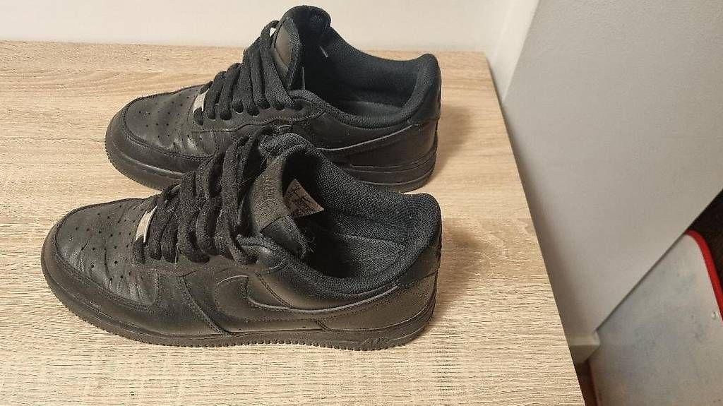 Scarpe da uomo: Nike Air Force 1 – Usato da Genève venduto da mou_7dgx