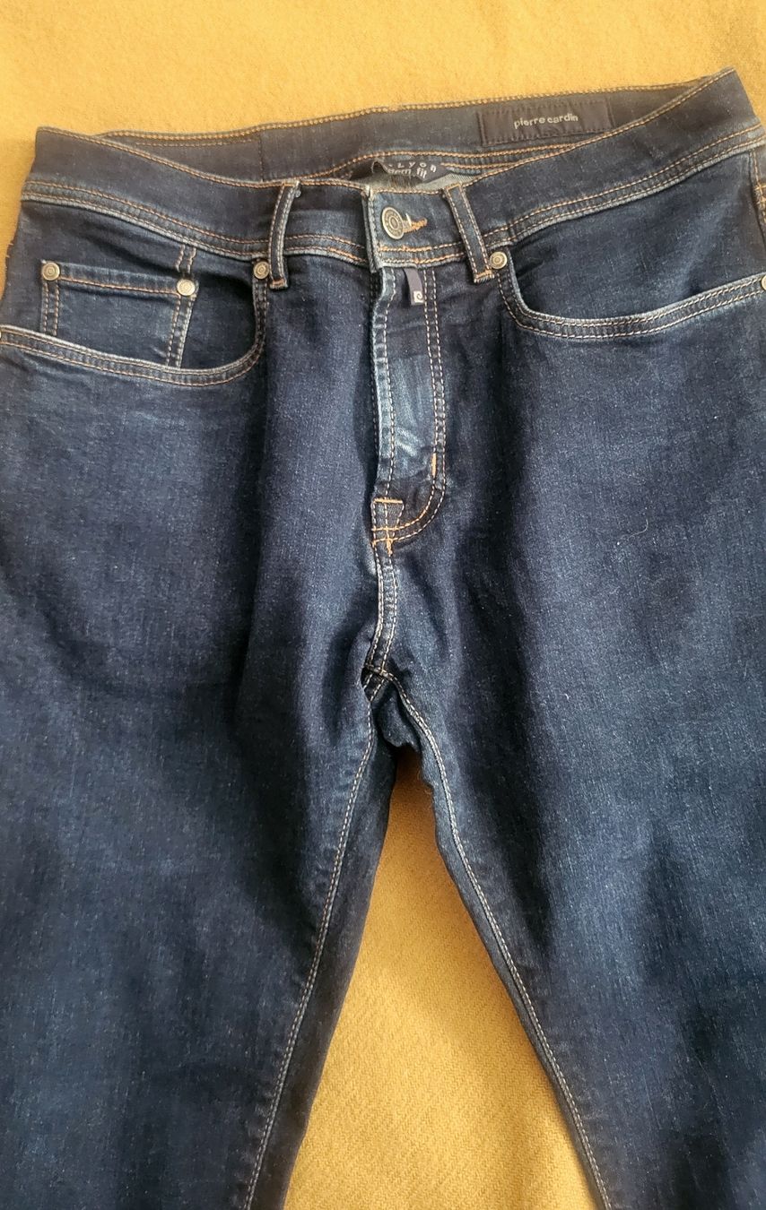 Pierre Cardin Jeans: Pierre Cardin Markenjeans – Nuovo (secondo la descrizione) da Fehraltorf venduto da ann_wpr7 1