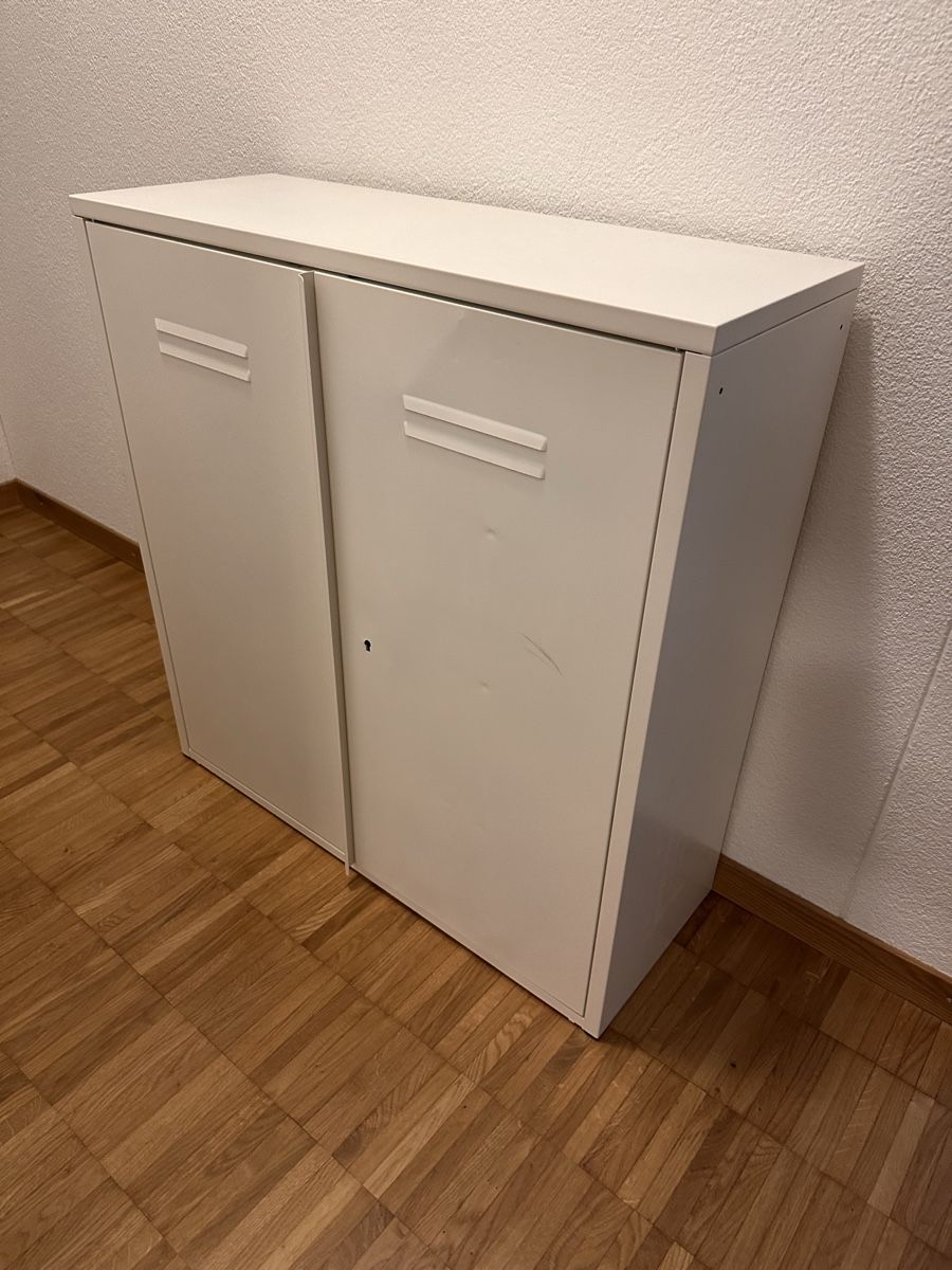 Ikea Schränke: Ikea Ivar (Metall Schrank) – Gebraucht aus Zug von sourbeef