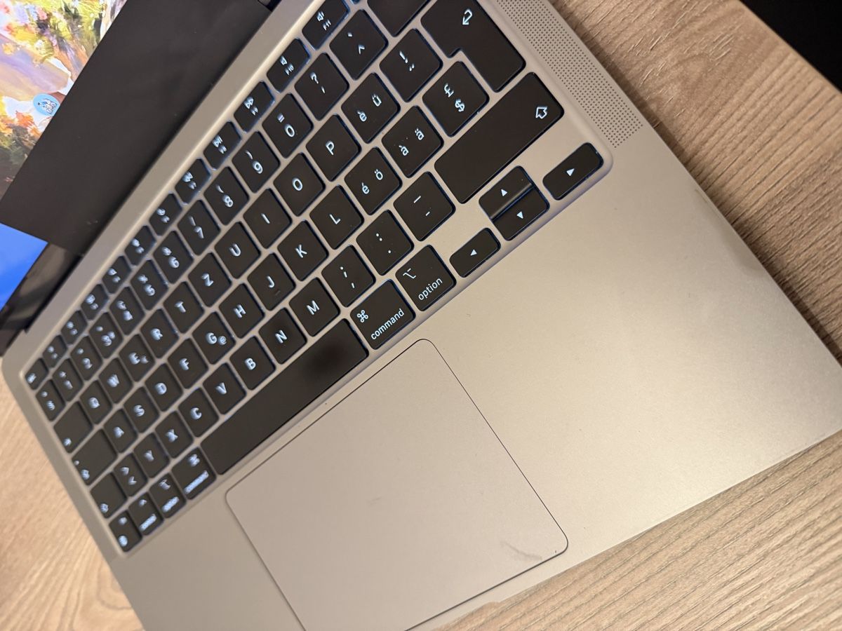 Apple Notebook: Je vends Apple MacBook Air 13" M1 de 2024. – Nuovo (secondo la descrizione) da Sion venduto da david_disperati