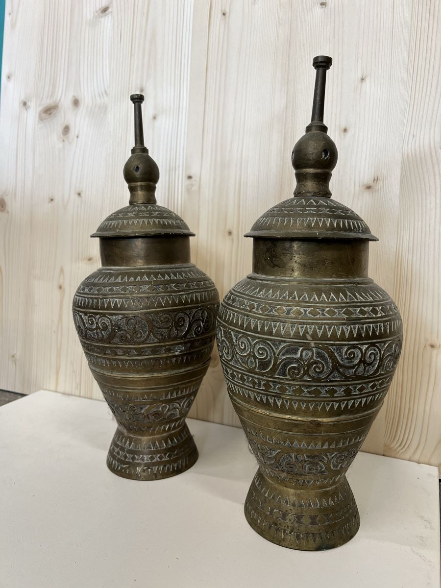 Tutte le decorazioni: Antike Messing Gefässe mit Deckel, dekorativ, 2 Stück – Usato da Perlen venduto da Chregle1 1