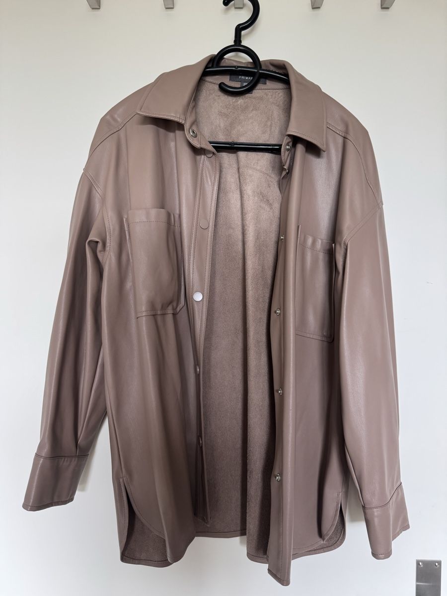 Primark Giacche: Trendige Übergangsjacke im Lederlock – Usato da Zollikofen venduto da alessia.sarah