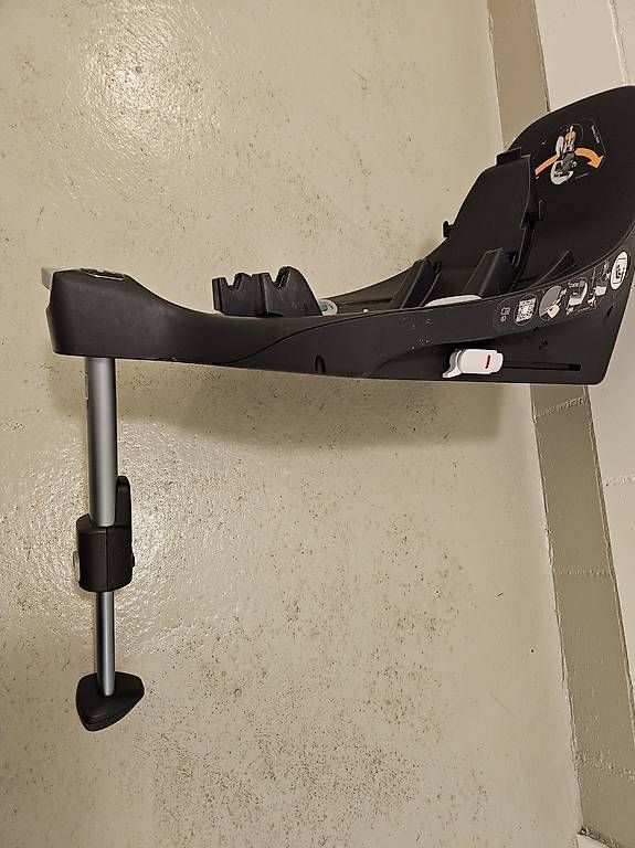 Cybex Auto-Kindersitze: Cybex Base Z - Isofix – Gebraucht aus Au ZH von kat_2q88 1
