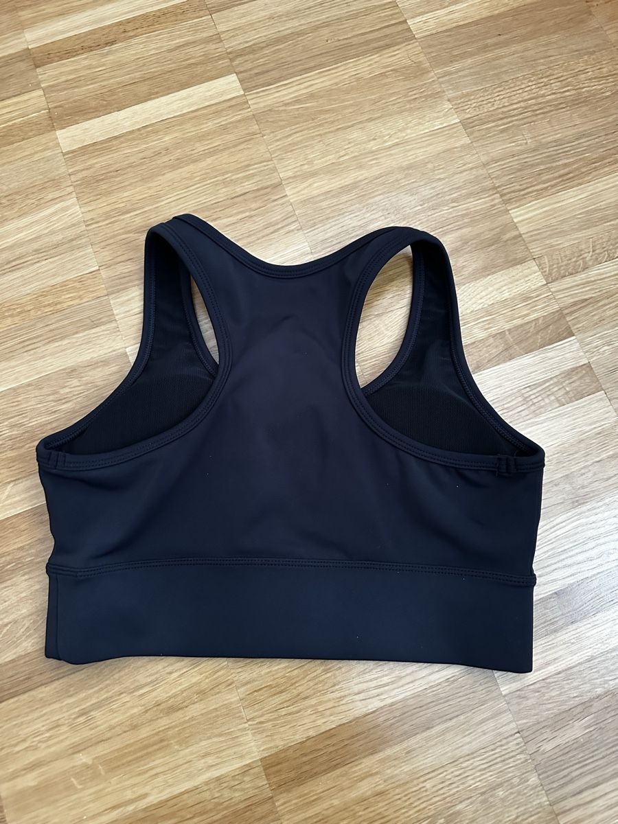 Top: Alpha Coutures Sport BH – Nuovo (secondo la descrizione) da Winterthur venduto da GloSte08 1