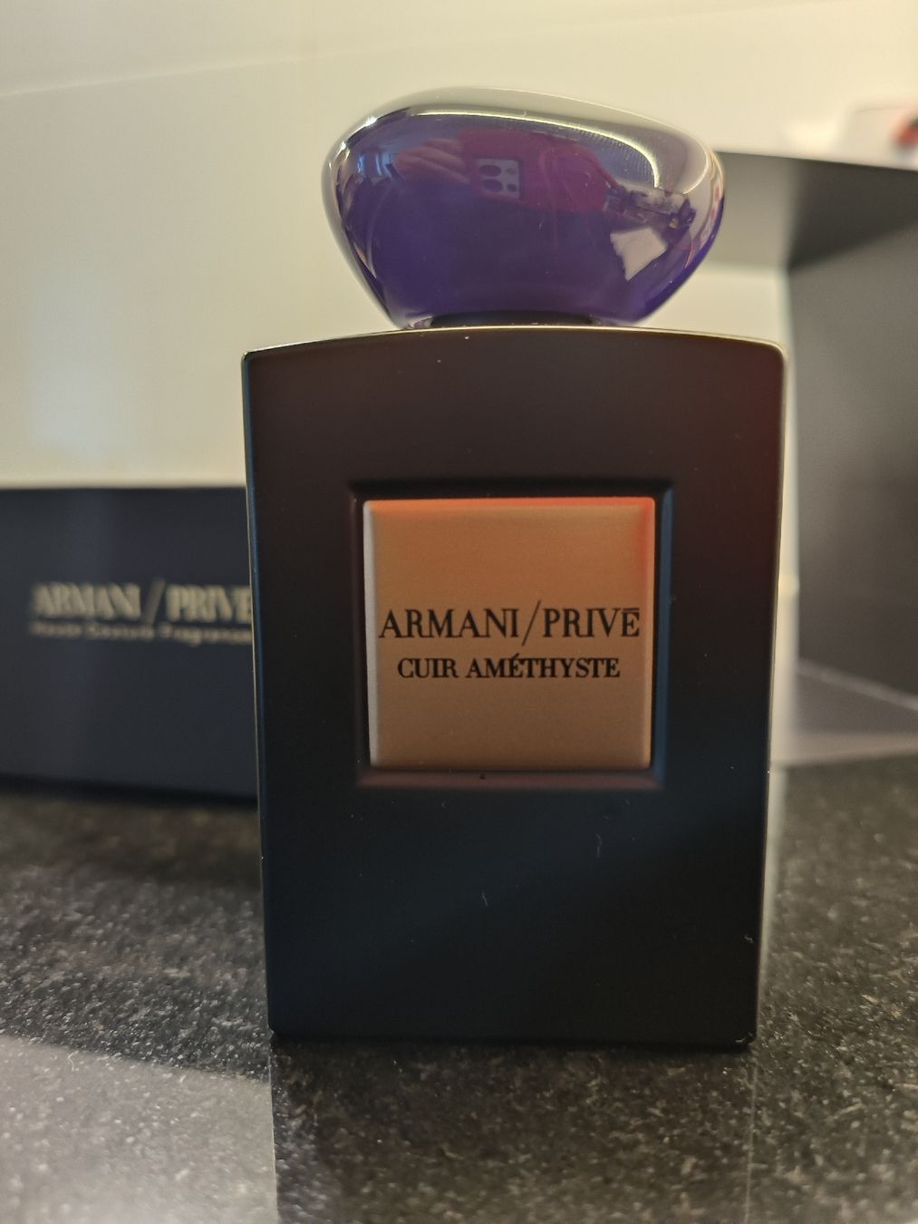 Armani Profumi & Eau de Toilette: Armani privé Cuir Améthyste 100 ml – Usato da Carouge GE venduto da pro_xrm5 9