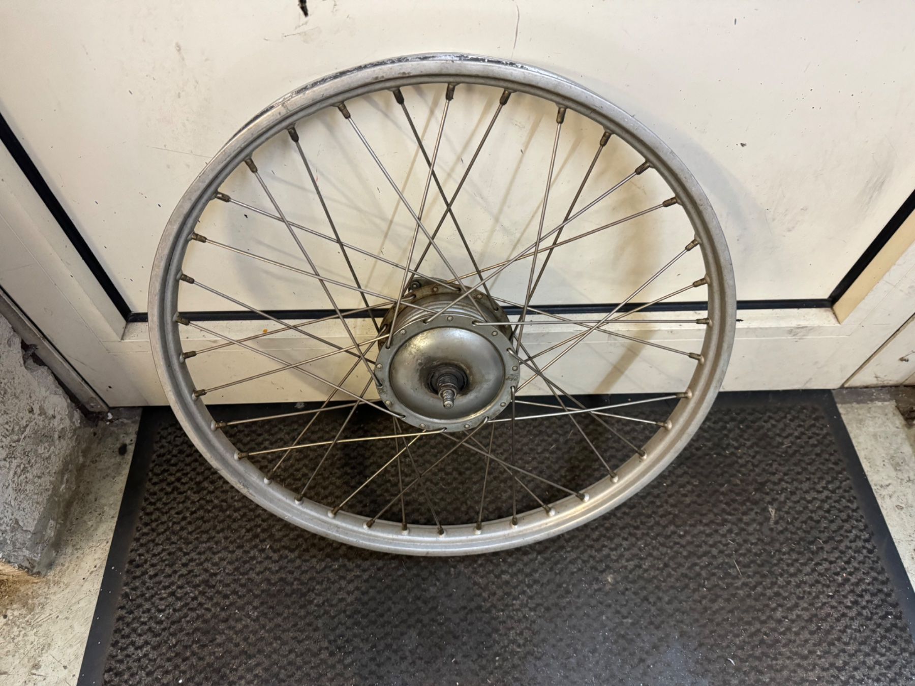 DKW Ciclomotori: Dkw M50 Viktoria vorderrad – Difettoso da Höri venduto da Stoeffe1 1
