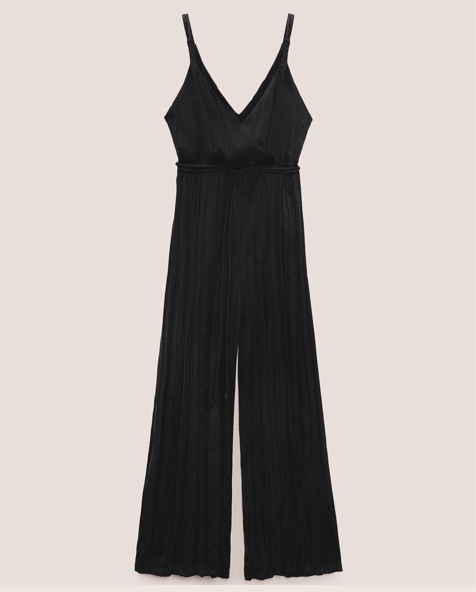 Zara Tute: Zara onesie – Nuovo e nell'imballaggio originale da Opfikon venduto da til_t7ww