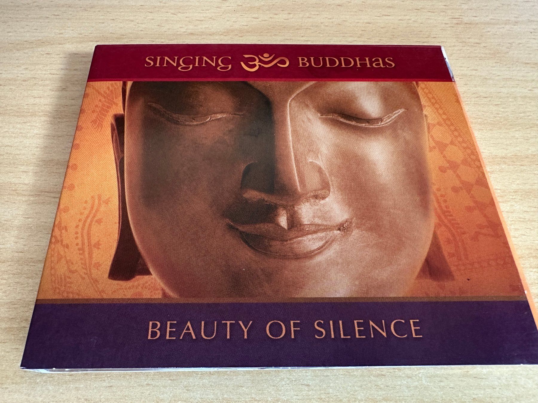 CD: Singing Buddhas - Beauty of Silence – Usato da Rikon im Tösstal venduto da Alpenmutz