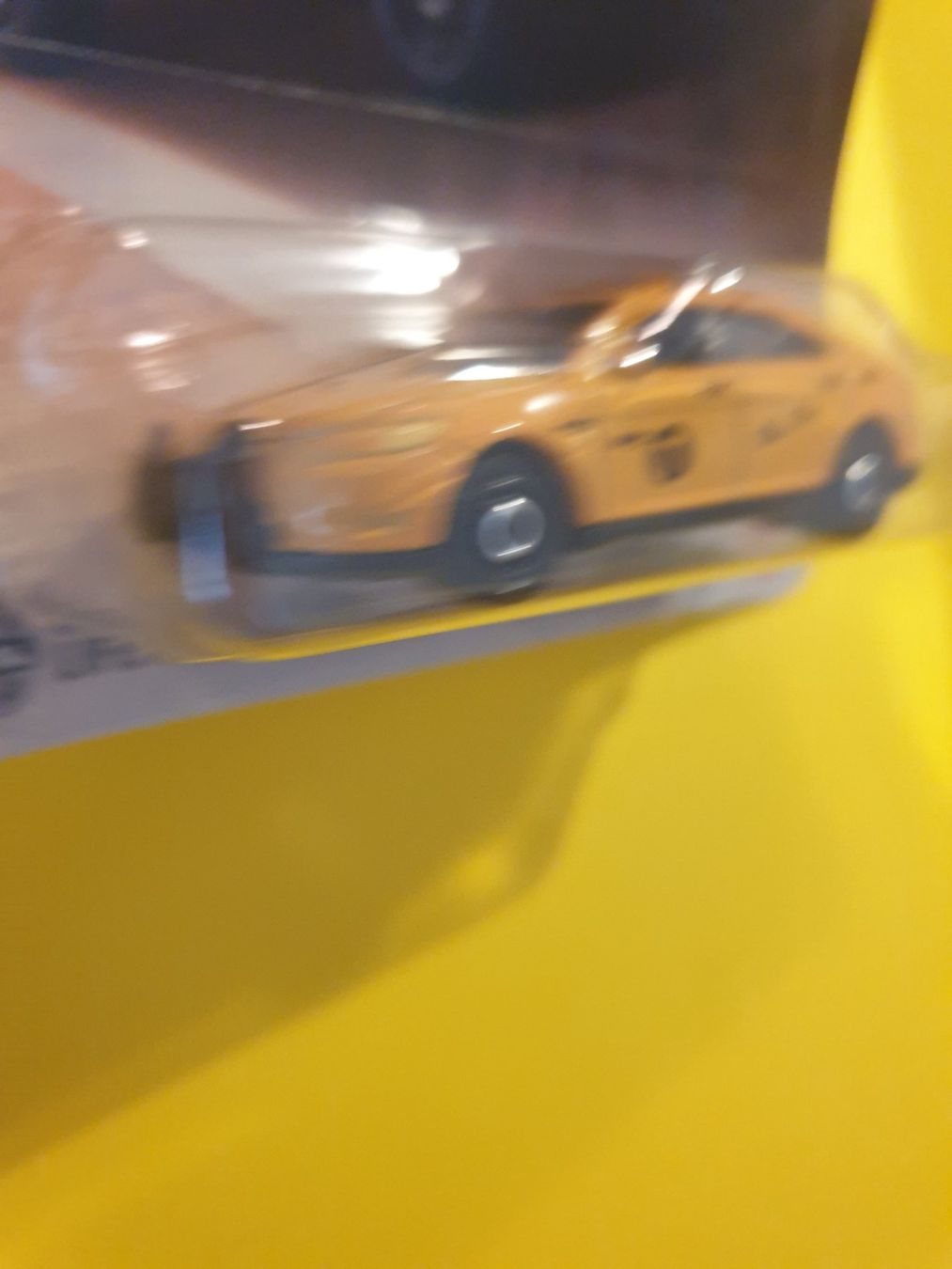 Matchbox Modellautos: Matchbox FORD POLICE INTERCEPTOR – Neu und originalverpackt aus Oftringen von Rotor 4