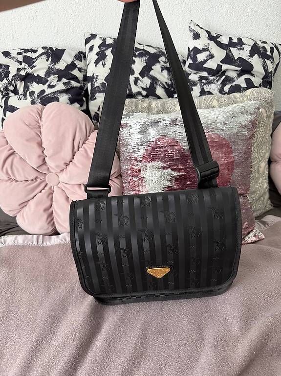 Maison Mollerus Borse: MAISON MOLLERUS MESSENGER LAPTOP TASCHE – Usato da Zürich venduto da bil_s7tp