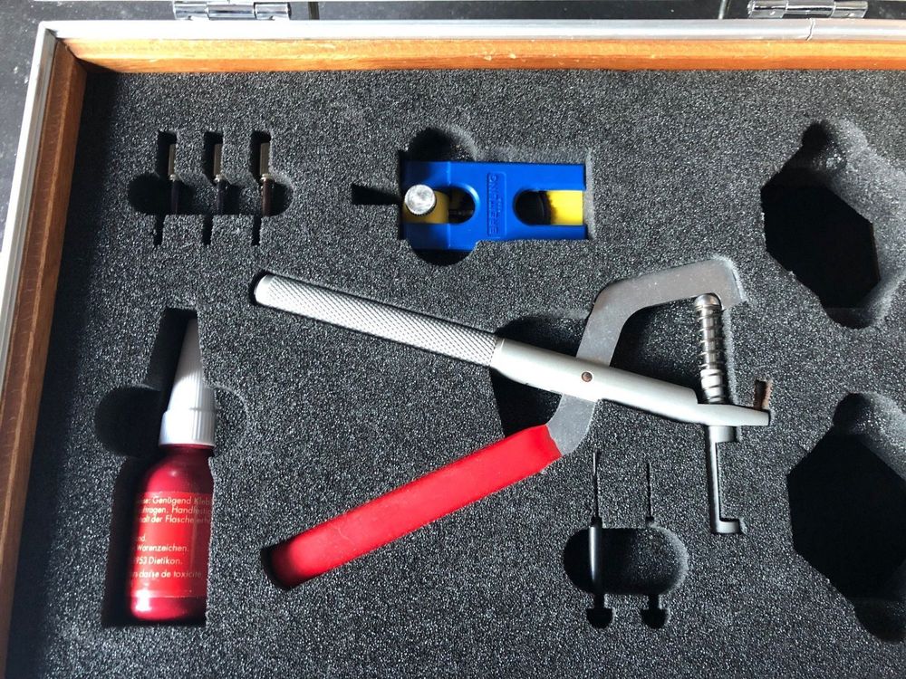 Breitling field clearance tool kit