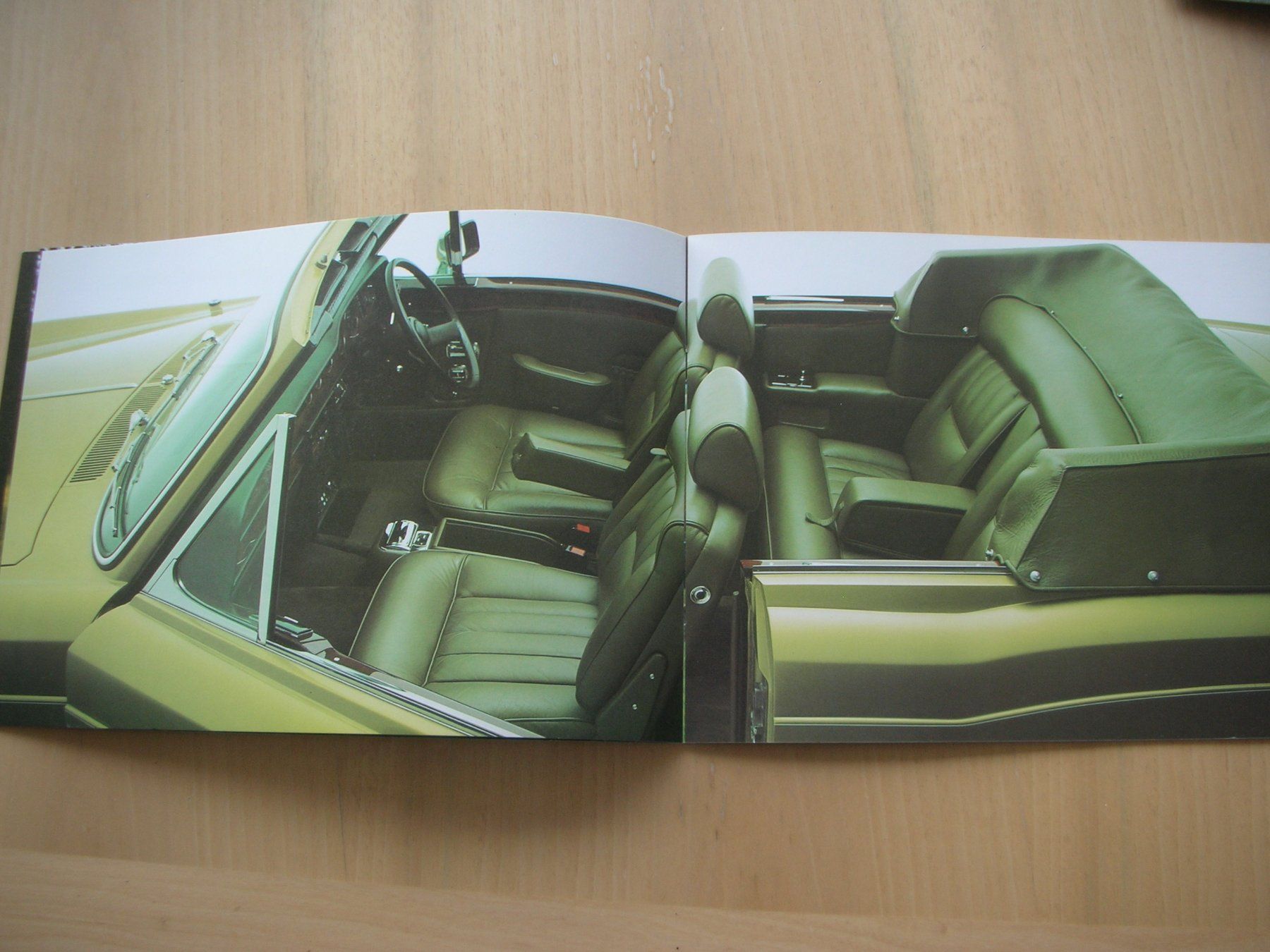 Rolls-Royce Documenti: Rolls-Royce Corniche Coupe/Cabriolet S II Prospekt 1977 – Usato da Wikon venduto da erwin400 3