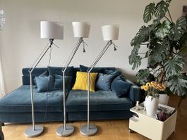 Drei Stehleuchten