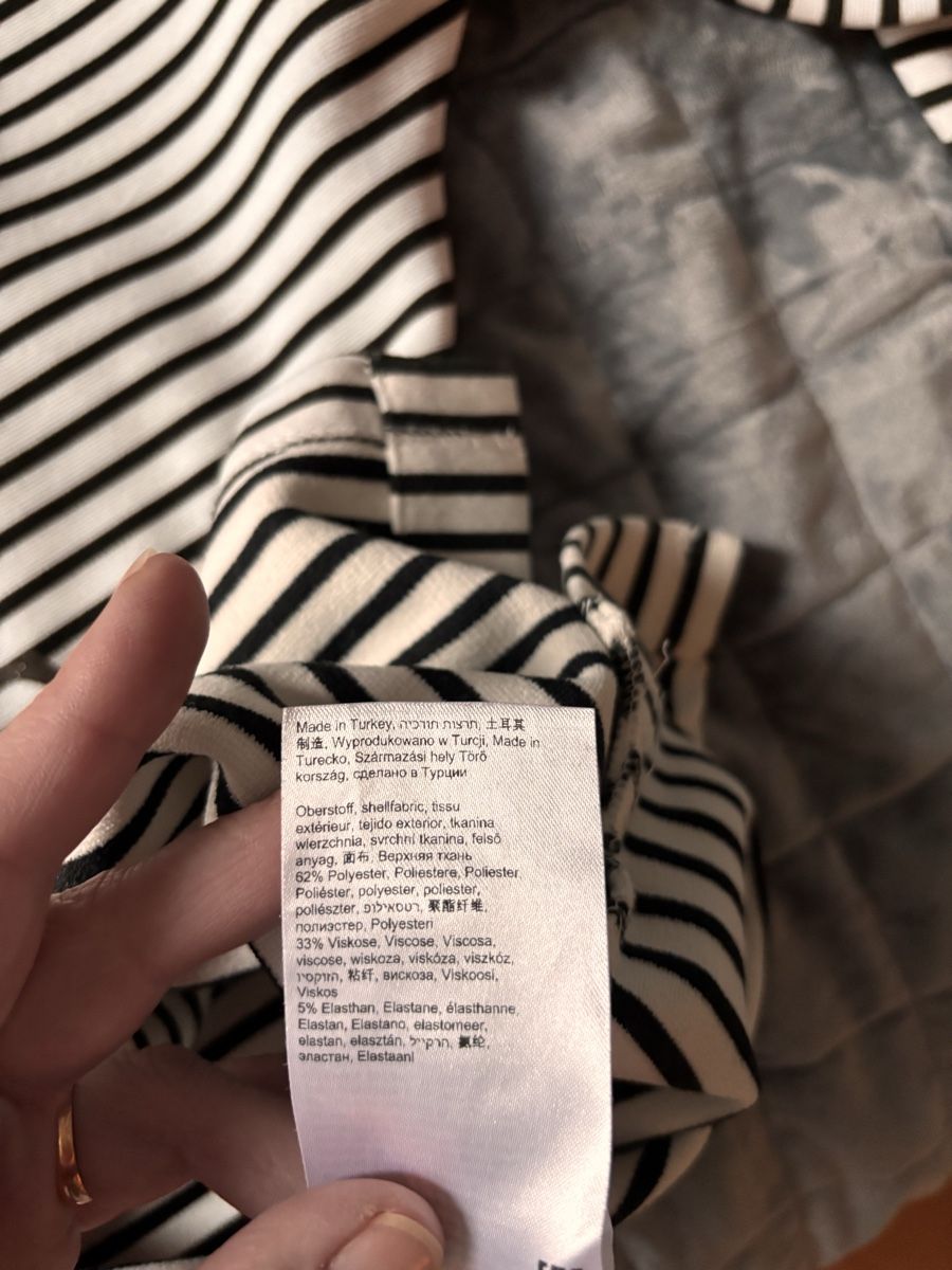 Maglioni & Felpe: Cartoon Pullover gestreift Olive weiss Grösse 36 – Usato da Weisslingen venduto da Yuna123 6