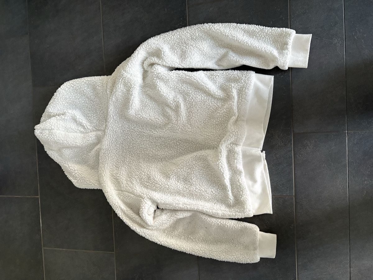 Lotti & Set di vestiti: 2 Teddy jacken, Grösse S – Usato da Schwarzenbach SG venduto da Manmar 1