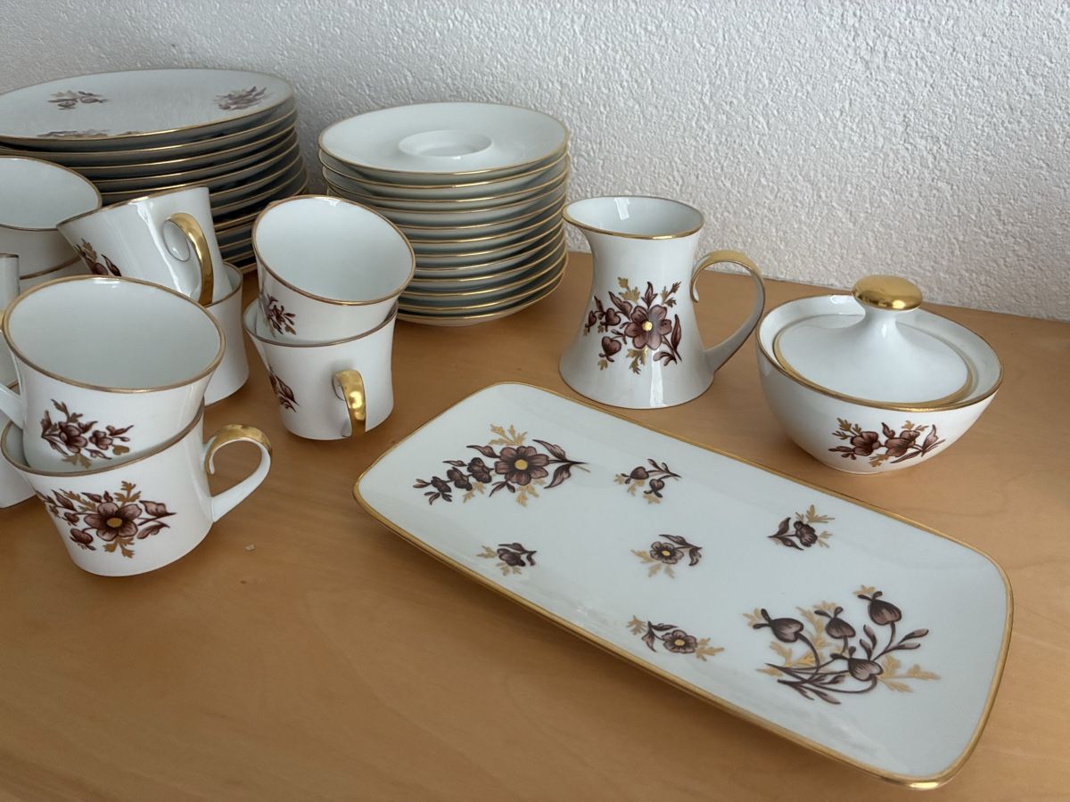 Set di piatti: Kaffeeservice mit Espressotassen – Usato da Deitingen venduto da behade 4