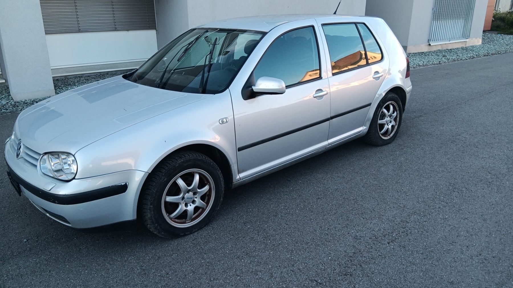 VW Autos: VW Golf 1.9 4motion – Gebraucht aus Rebstein von TonyRasta-Autohandel 2