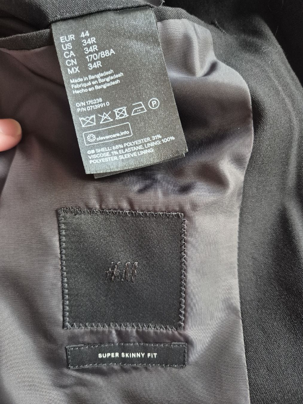 H&M Giacche: Blazer noir H&M 44 – Nuovo (secondo la descrizione) da Argnou (Ayent) venduto da emnonaol 2
