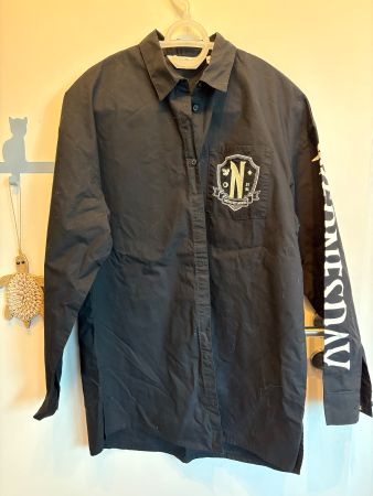 Chemise Wednesday Addams noire H&M – Taille 170
