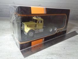 Ixo 1:43 LKW Camion White Western Star 4864  avec vitrine