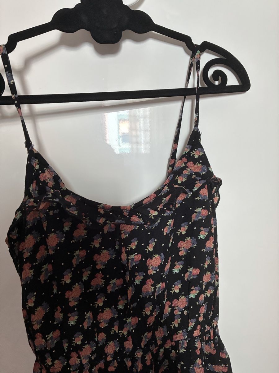 Robes: Kleid mit Blumenmuster – Neuf (Voir description) à Allschwil par eyl_bb8q 1