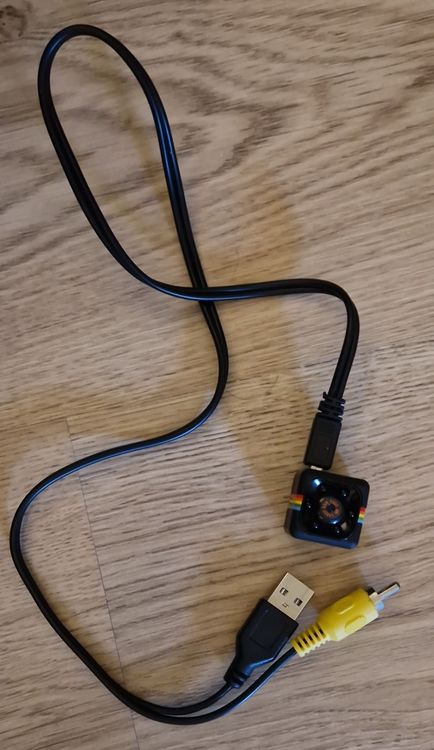 Mini caméra HD 1080 + micro sd 16gb + cable (Gebraucht) in Bramois für ...