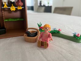 Playmobil Hühnerstall mit Figuren und Zubehör guter Zustand