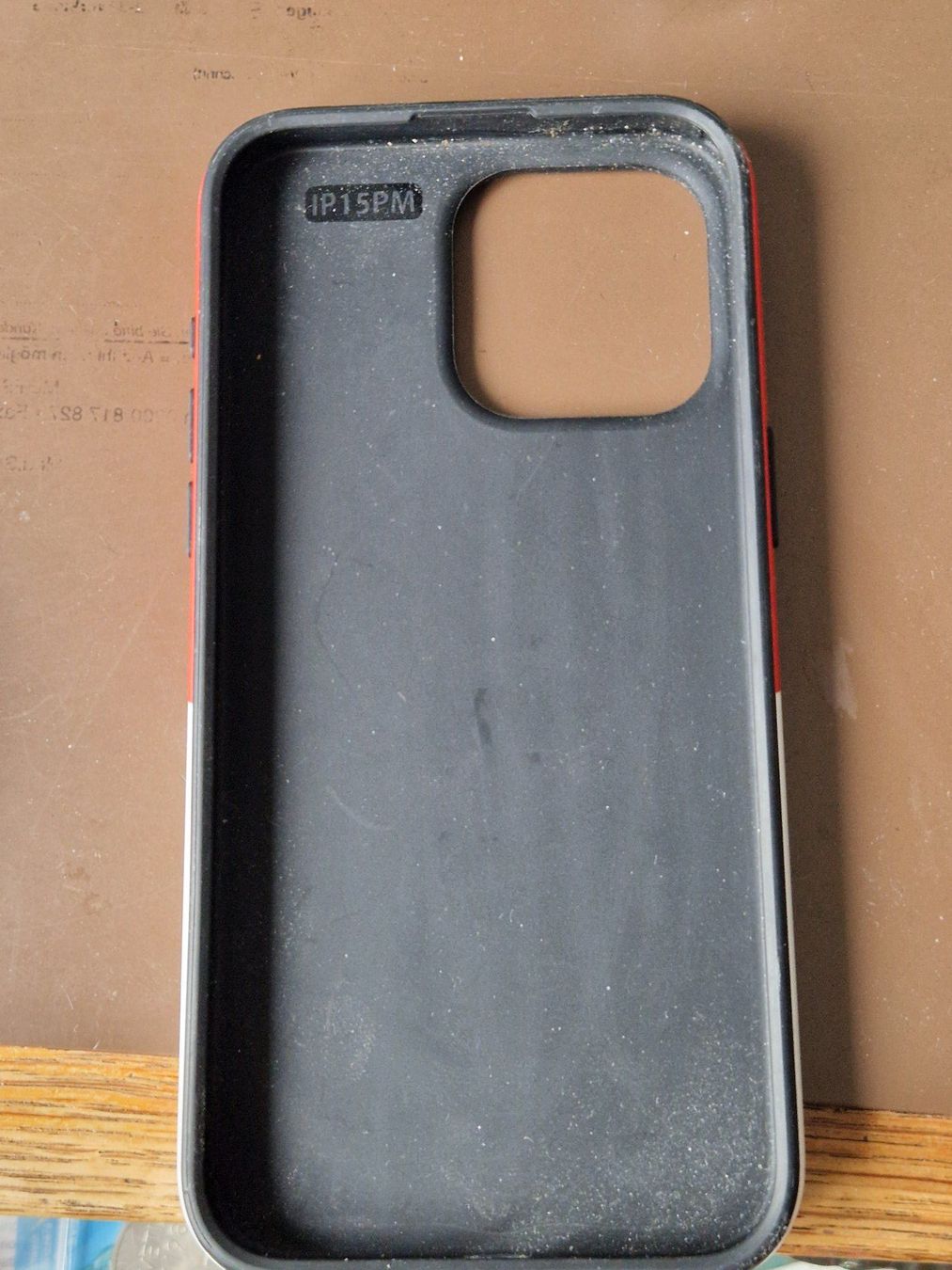 Apple Cover & Protezioni schermo: Cover/Schutz für iPhone 15 pro max – Usato da Aefligen venduto da Akoni 1