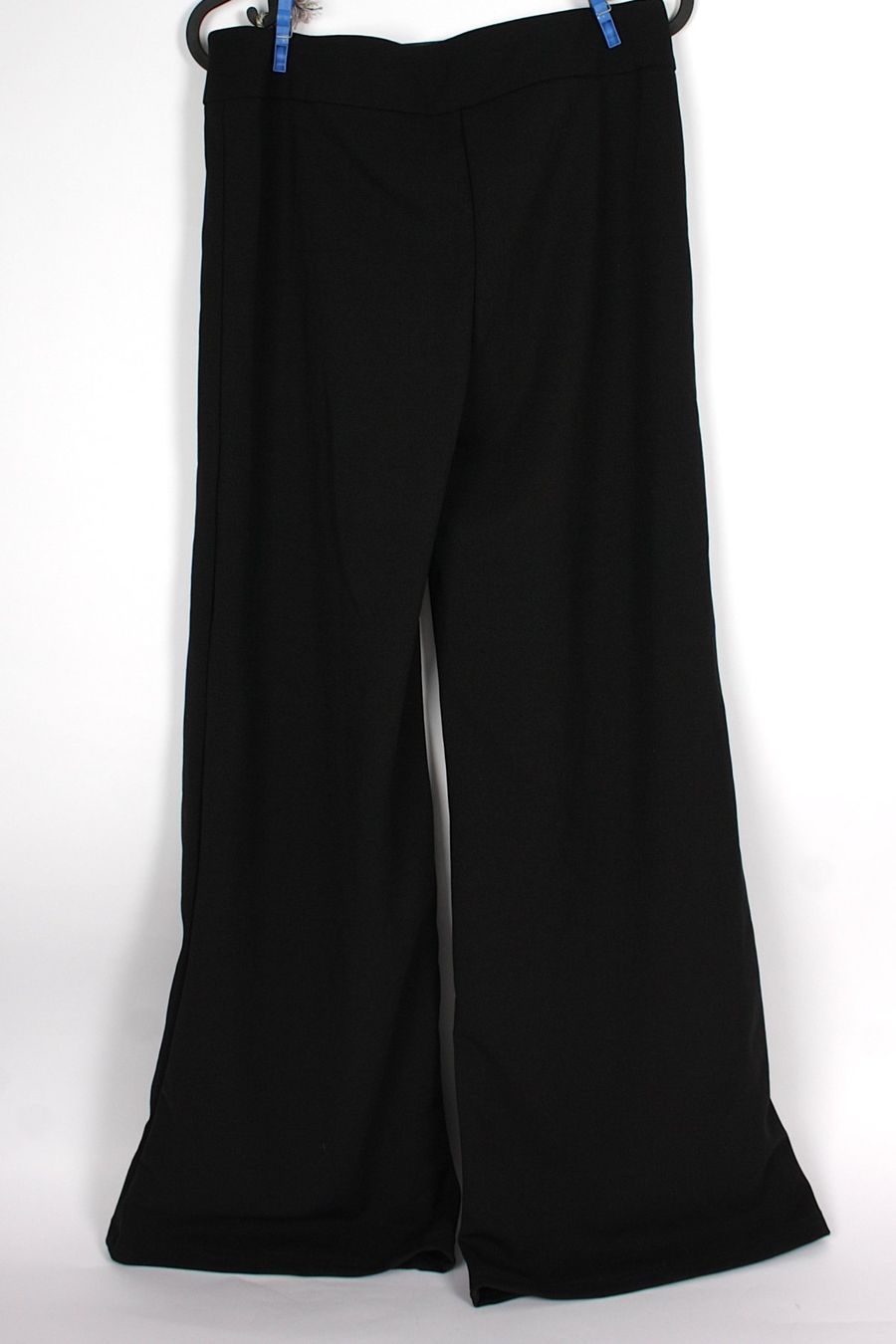 Shein Hosen: SHEIN Stoffhose schwarz 36 – Gebraucht aus Zollikofen von Restwert_Zollikofen 1