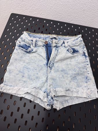Bershka Jeans Shorts Damen Gr. 36 Used-Look Fransen /Nr. 333