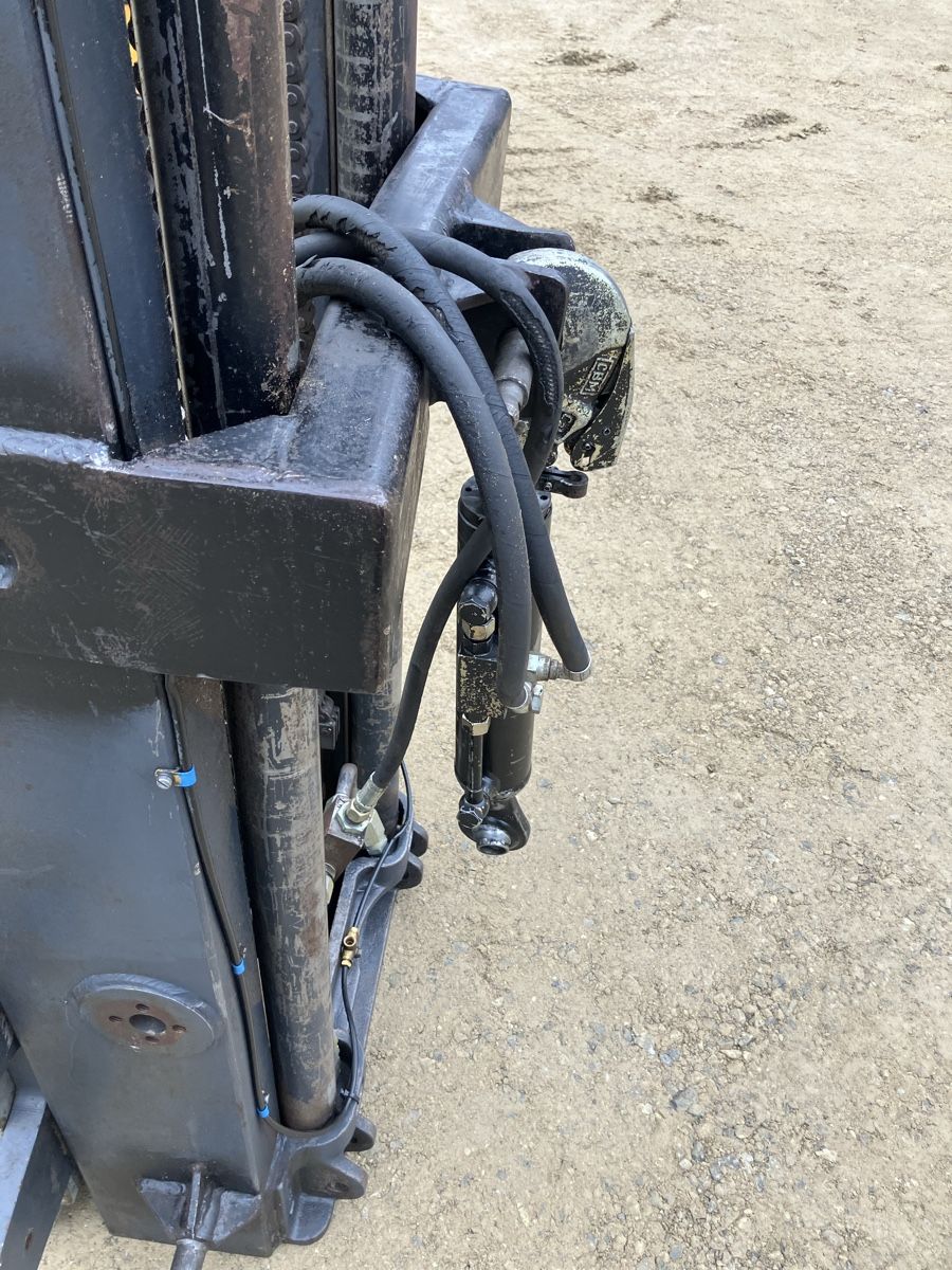 Chariots à fourches & chariots élévateur: Heckstapler für Traktor  – Défectueux à Uerkheim par Dealer-4813 2