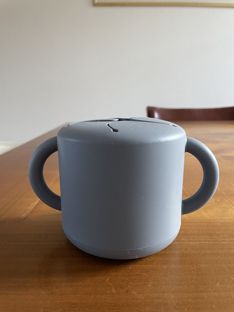 Pasti del neonato: Silikon Snack Becher | mushie – Usato da Bern venduto da mor_klm2 1