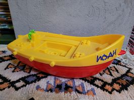 Buntes Spielzeugboot "Noah" - Abenteuer auf dem See!