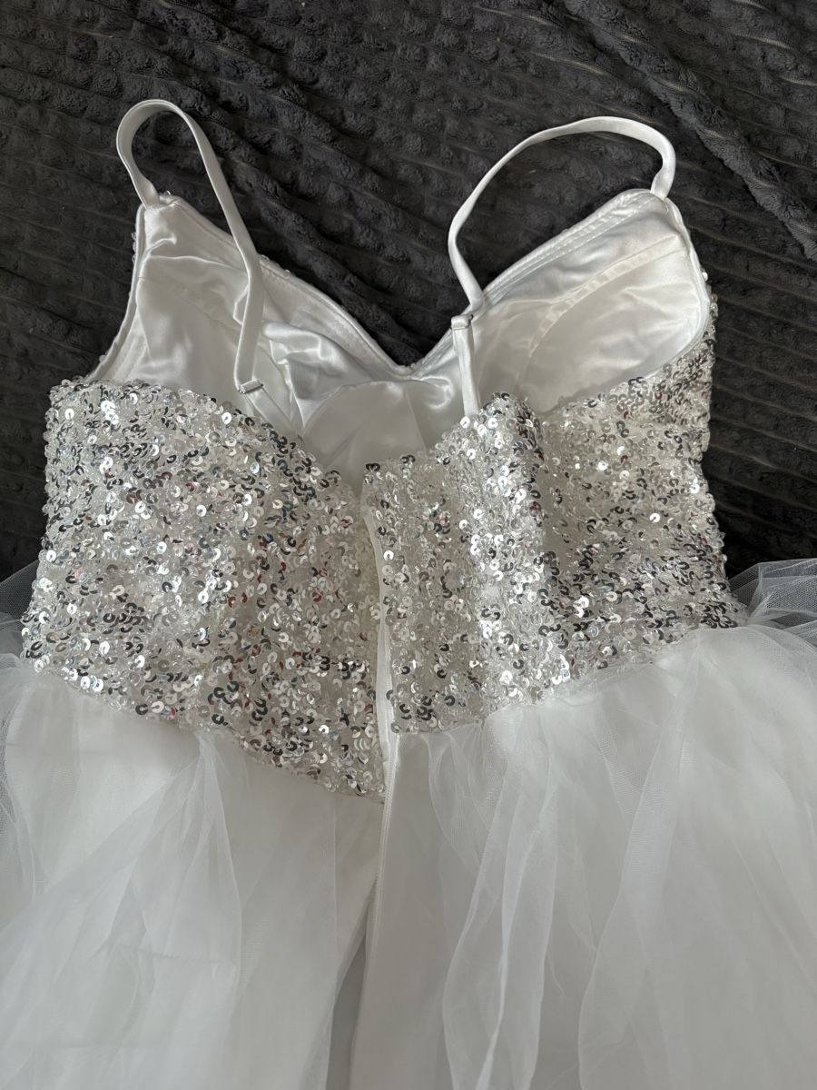 Shein Vestiti: Weisses Cocktailkleid – Nuovo (secondo la descrizione) da Wetzikon ZH venduto da deb_8wcc 2