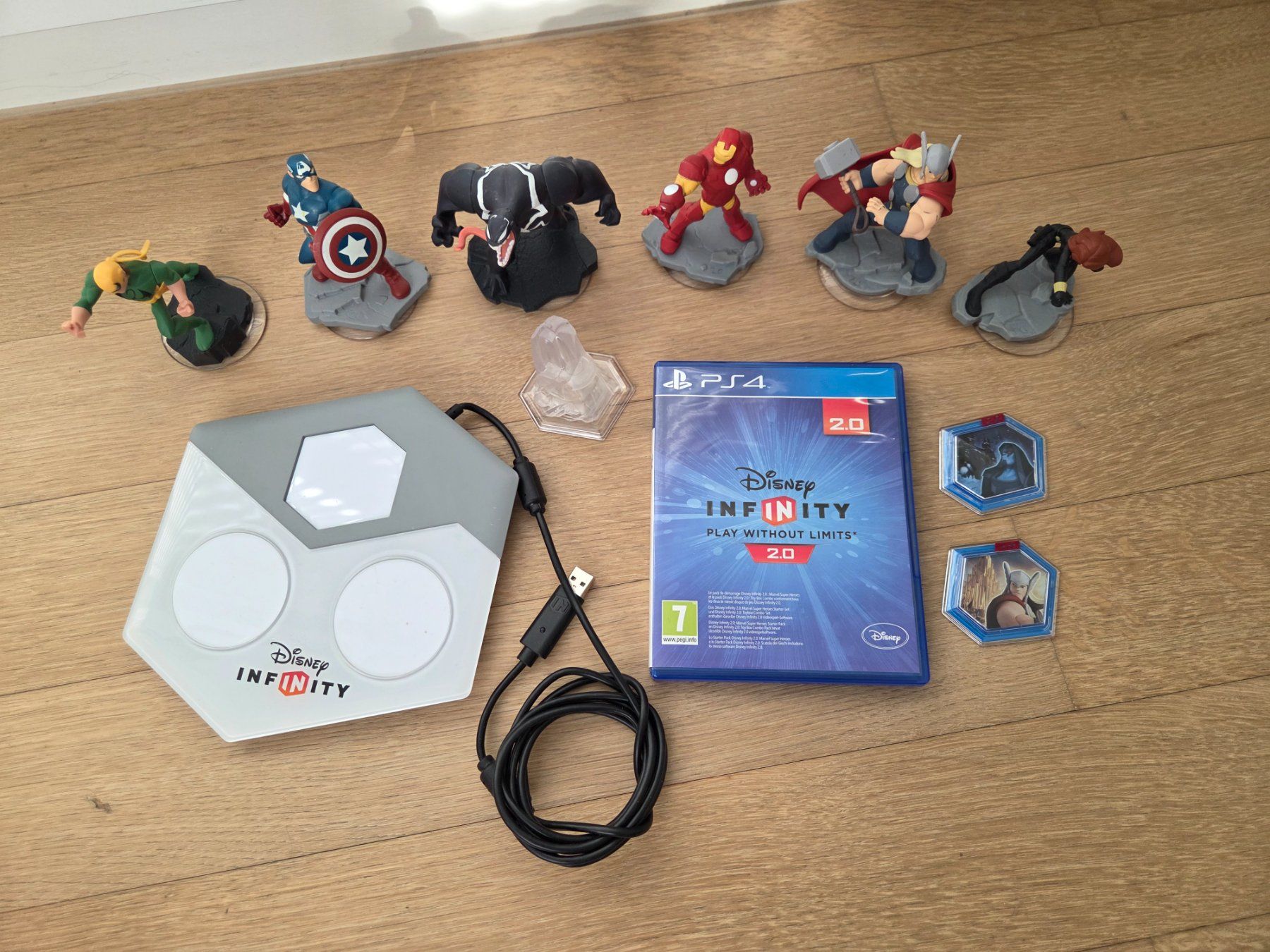 Disney Giochi: Disney Infinity 2.0 + Portal + 11 Figures + 2 Discs - PS4 – Usato da Carouge GE venduto da Gasco 1