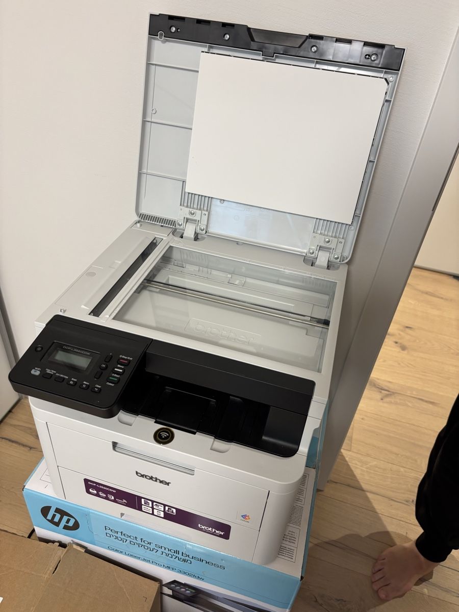 Brother Stampanti: Brother DCP-Laserdrucker mit Zubehör  – Usato da Aesch LU venduto da Rosita04 5