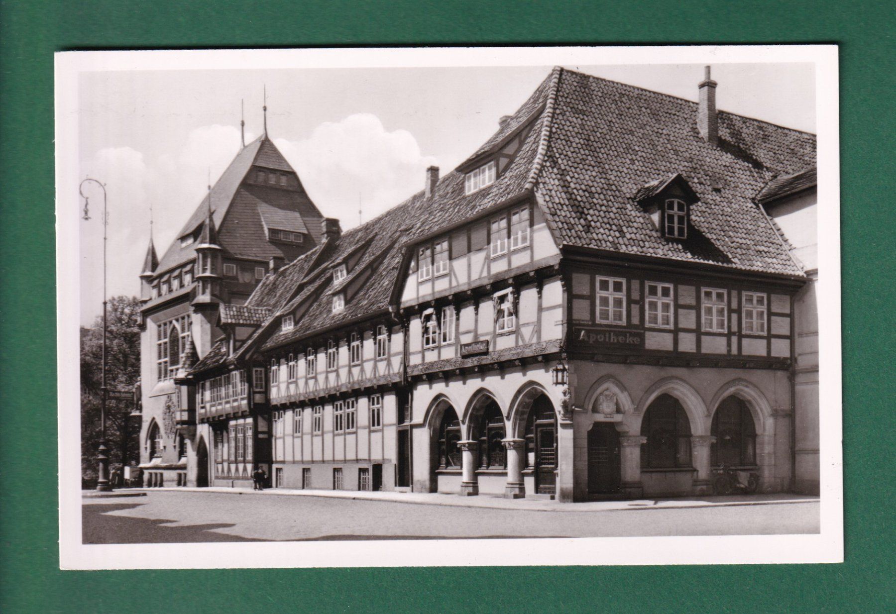 Cartoline postali: CELLE - Stechbahn mit Museum – Usato da Pully venduto da nicecards-shop