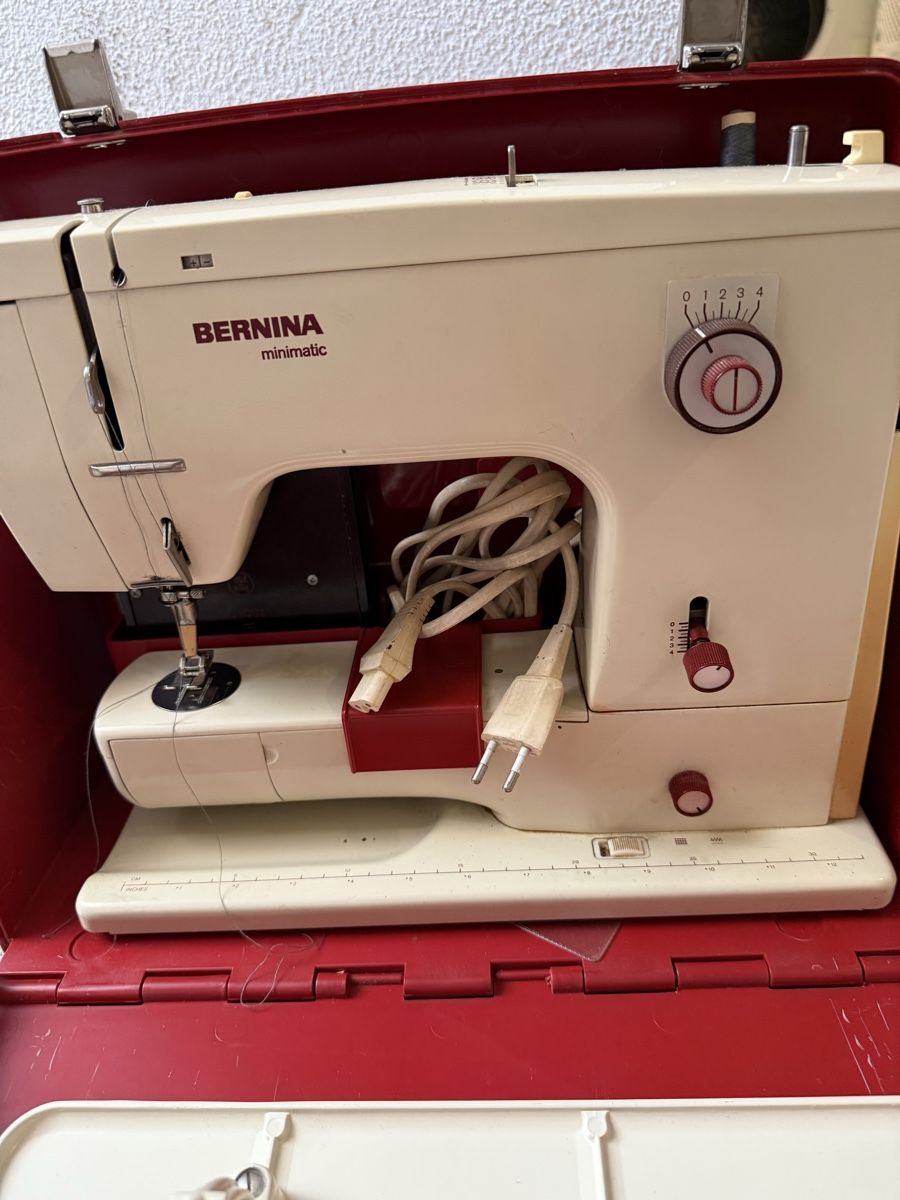 Bernina Nähmaschinen: Bernina minimatic – Gebraucht aus Adliswil von dus_pbz8