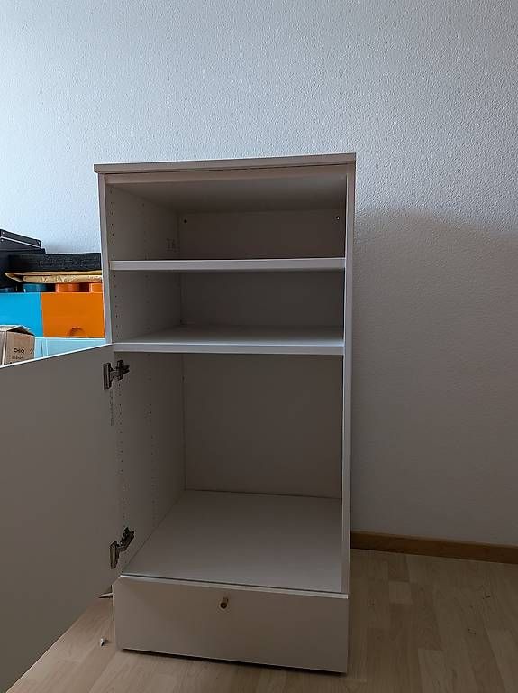 Ikea Armadi: IKEA Platsa Schrank – Usato da Münchenbuchsee venduto da Gohst1 1