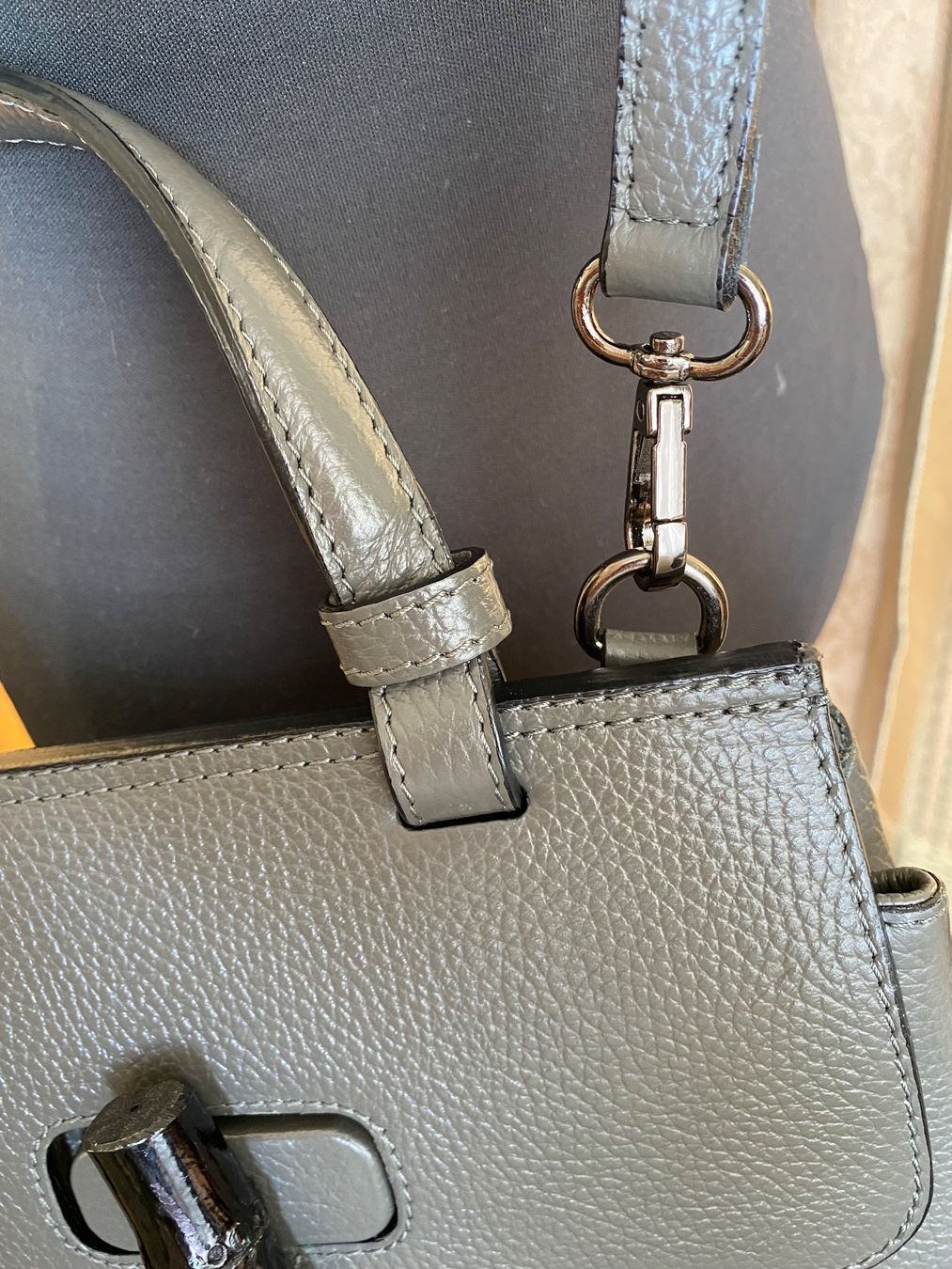 Borse da donna: Ledertasche m. Bambooverschluss Designer Style – Usato da Besazio venduto da lionheart63 1